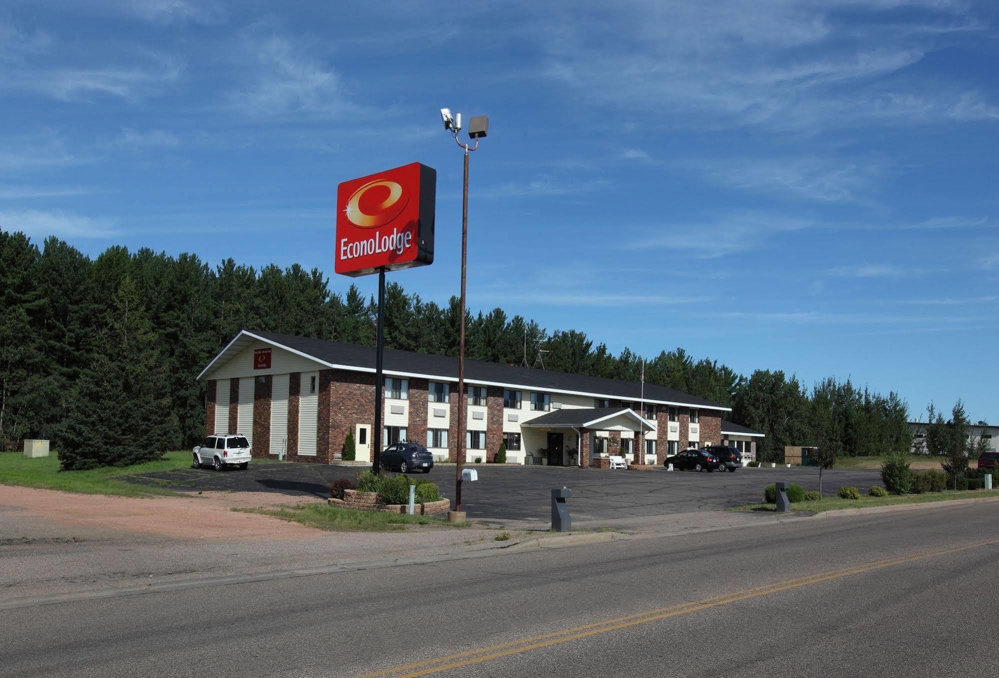 Travelodge By Wyndham Merrill Eksteriør bilde